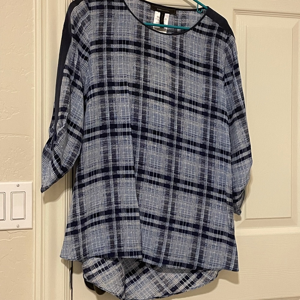 BCBG blouse